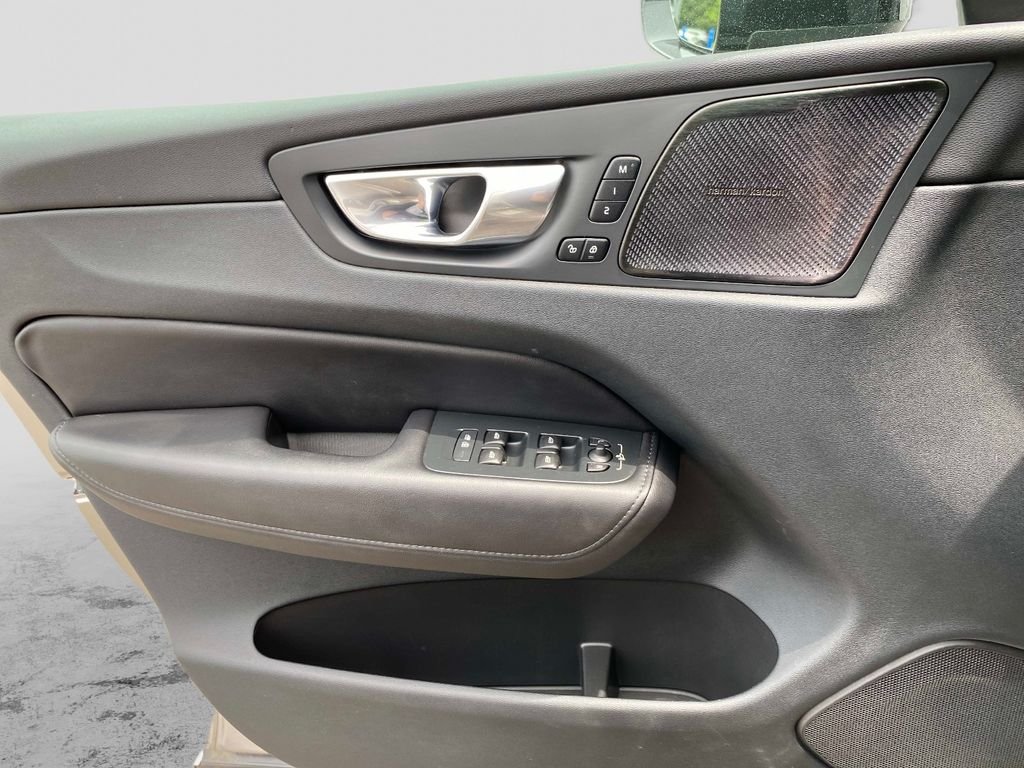 Used 2023 Gold Volvo T8 Plus Dark Theme image 21