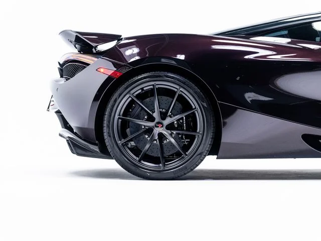 Used 2018 Gray McLaren Base image 11