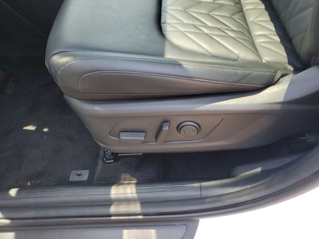 Certified Used 2024 White Kia X-Line image 18