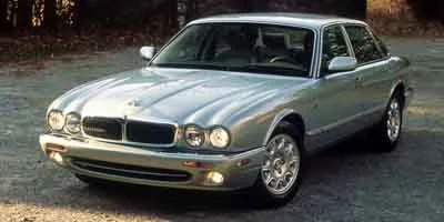2001 Jaguar XJ XJ8 L's photo