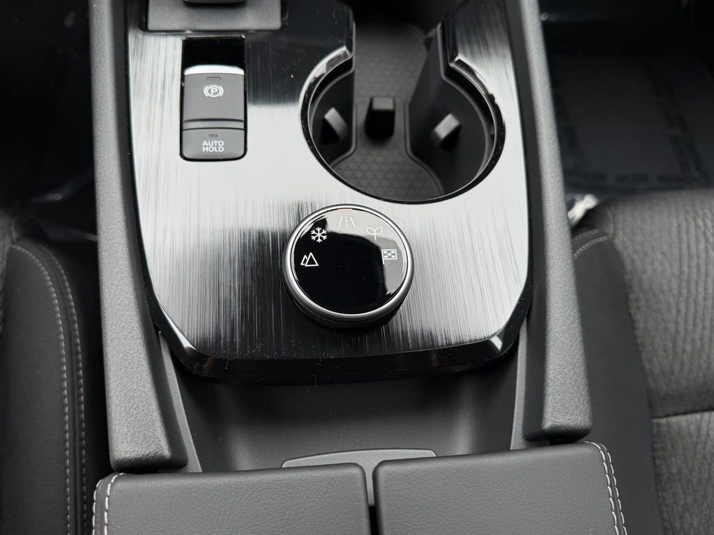 New 2026 Boulder Gray Pearl Nissan SV image 30