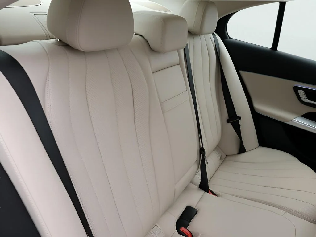 New 2026 MANUFAKTUR Moonlight White Metallic Mercedes-Benz E 350 image 14