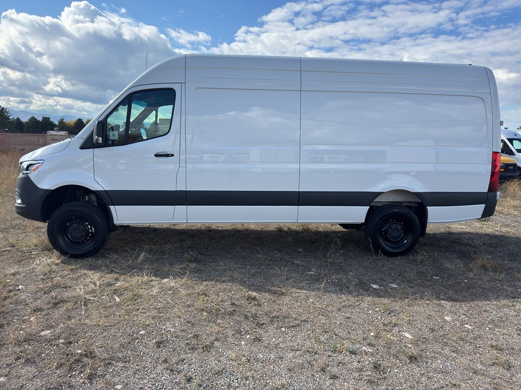 2026 Mercedes-Benz Sprinter 2500 170 WB HO High Roof AWD's photo