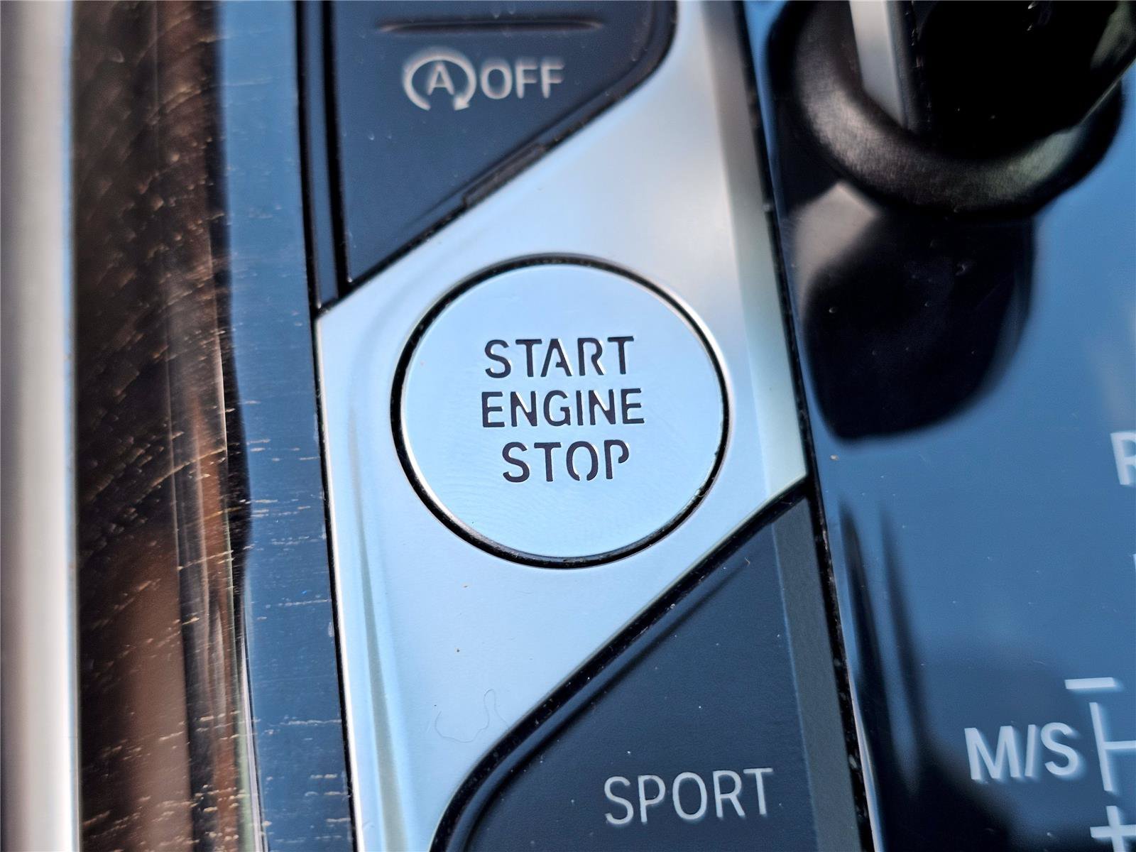 2022 BMW 3 Series 330i - Photo 22
