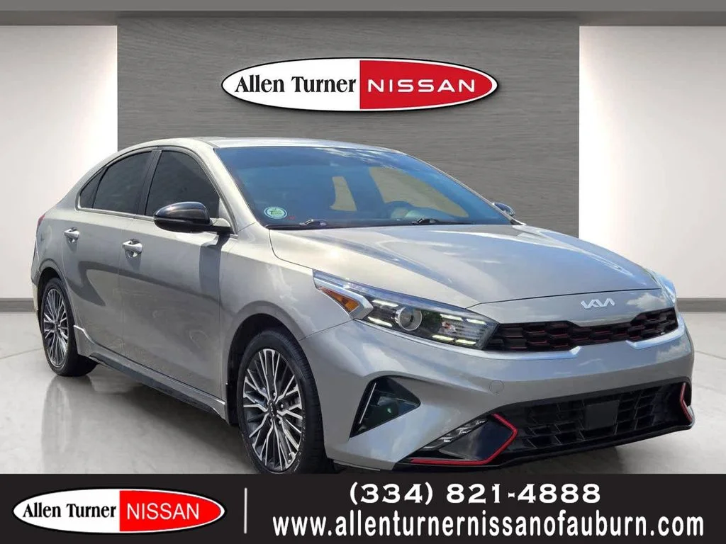 2024 Kia Forte GT-Line AT's photo