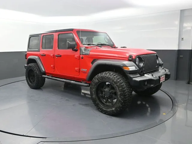 Used 2018 Red Jeep Unlimited Sport image 10