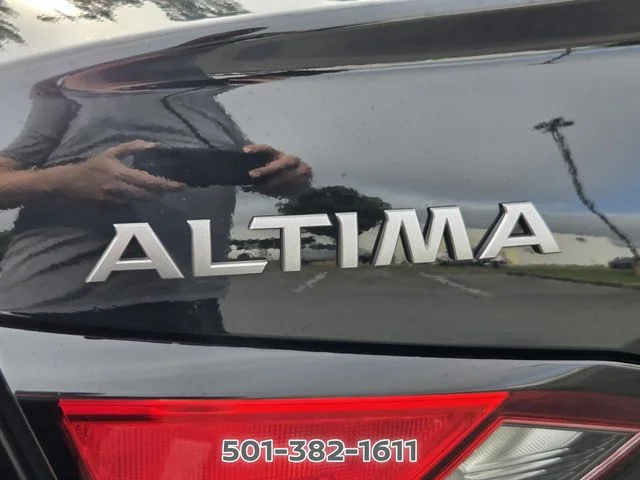 Used 2025 Black Nissan 2.5 SV image 13