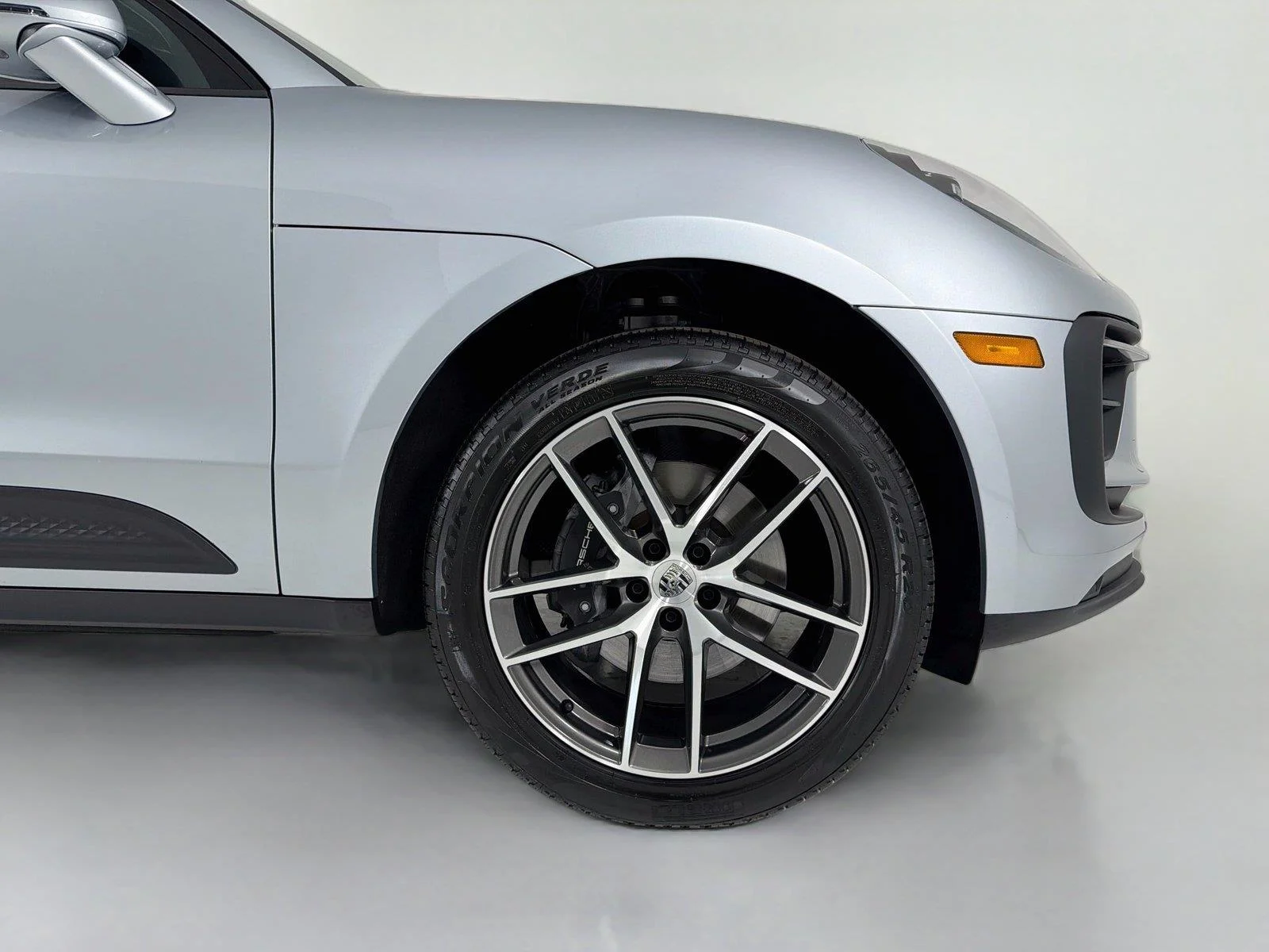 Used 2026 Dolomite Silver Metallic Porsche  image 32