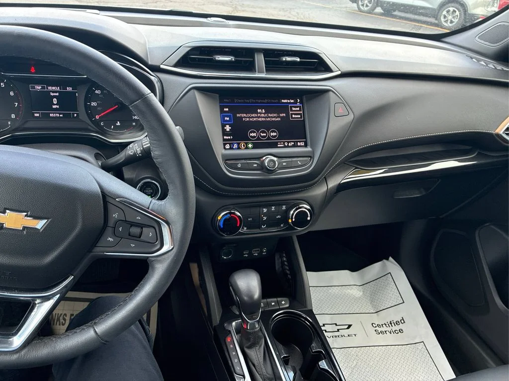 Used 2022 Summit White Chevrolet ACTIV image 24