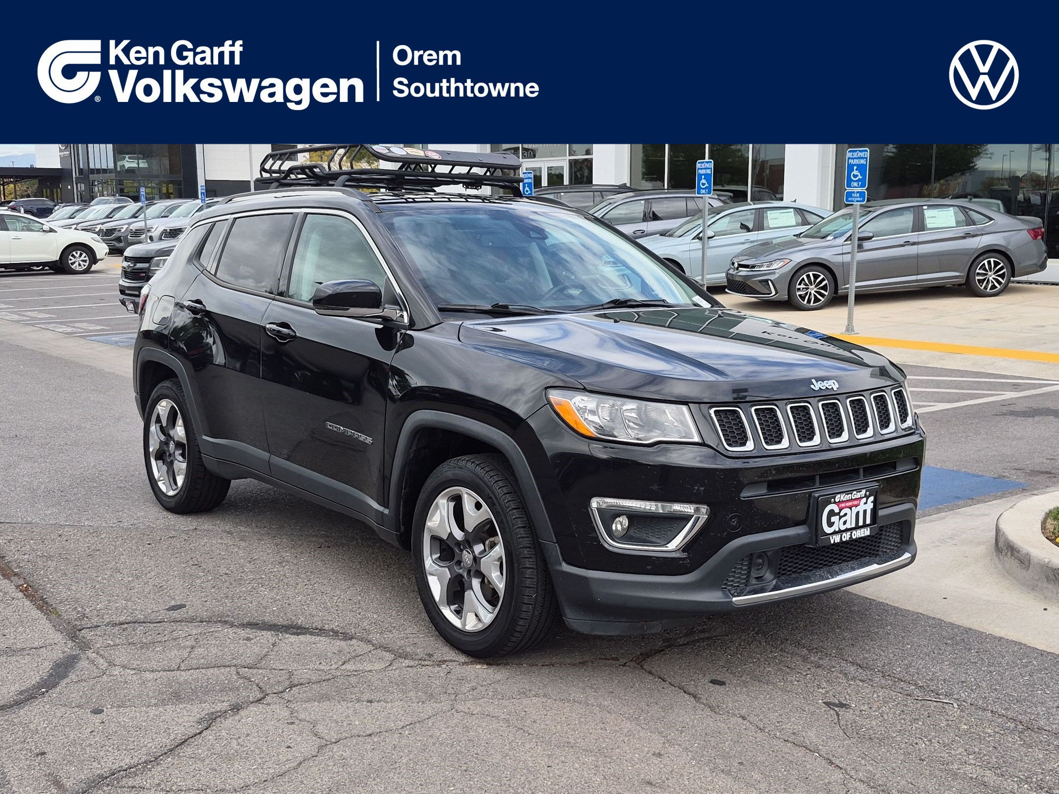 Used 2021 Diamond Black Crystal Pearlcoat Jeep Limited image 1