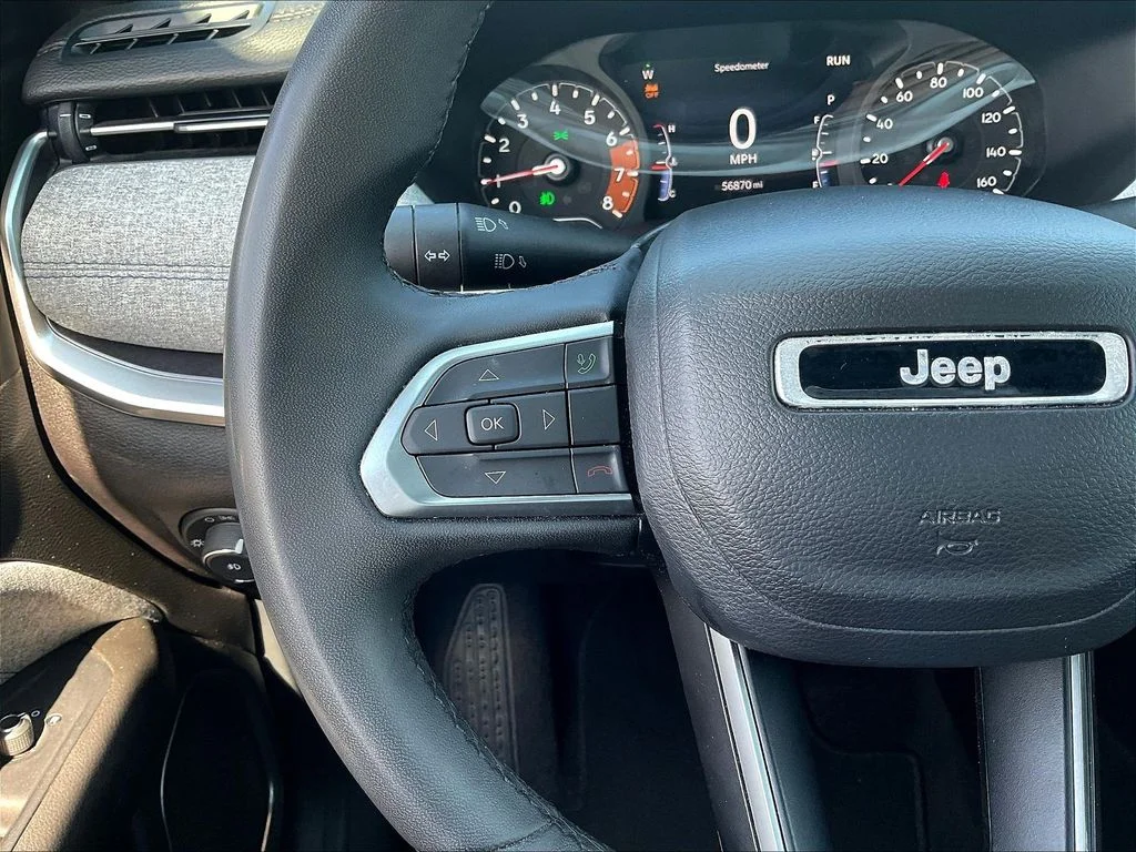 Used 2024 Black Jeep Latitude image 11