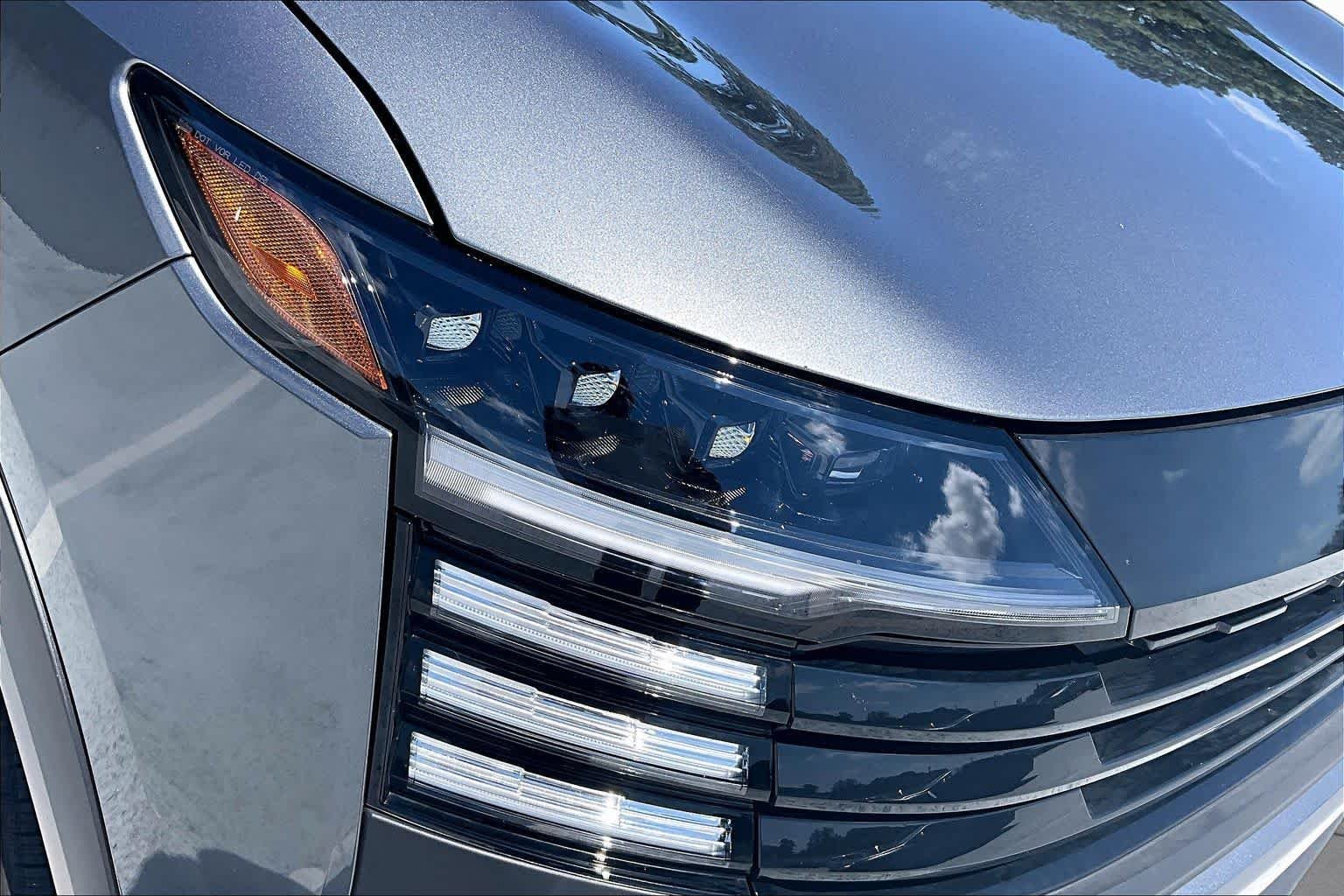 Used 2025 Gun Metallic Nissan SR image 28