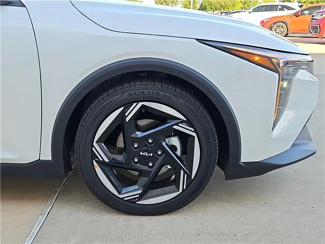 New 2026 Snow White KIA EX (IVT) image 5