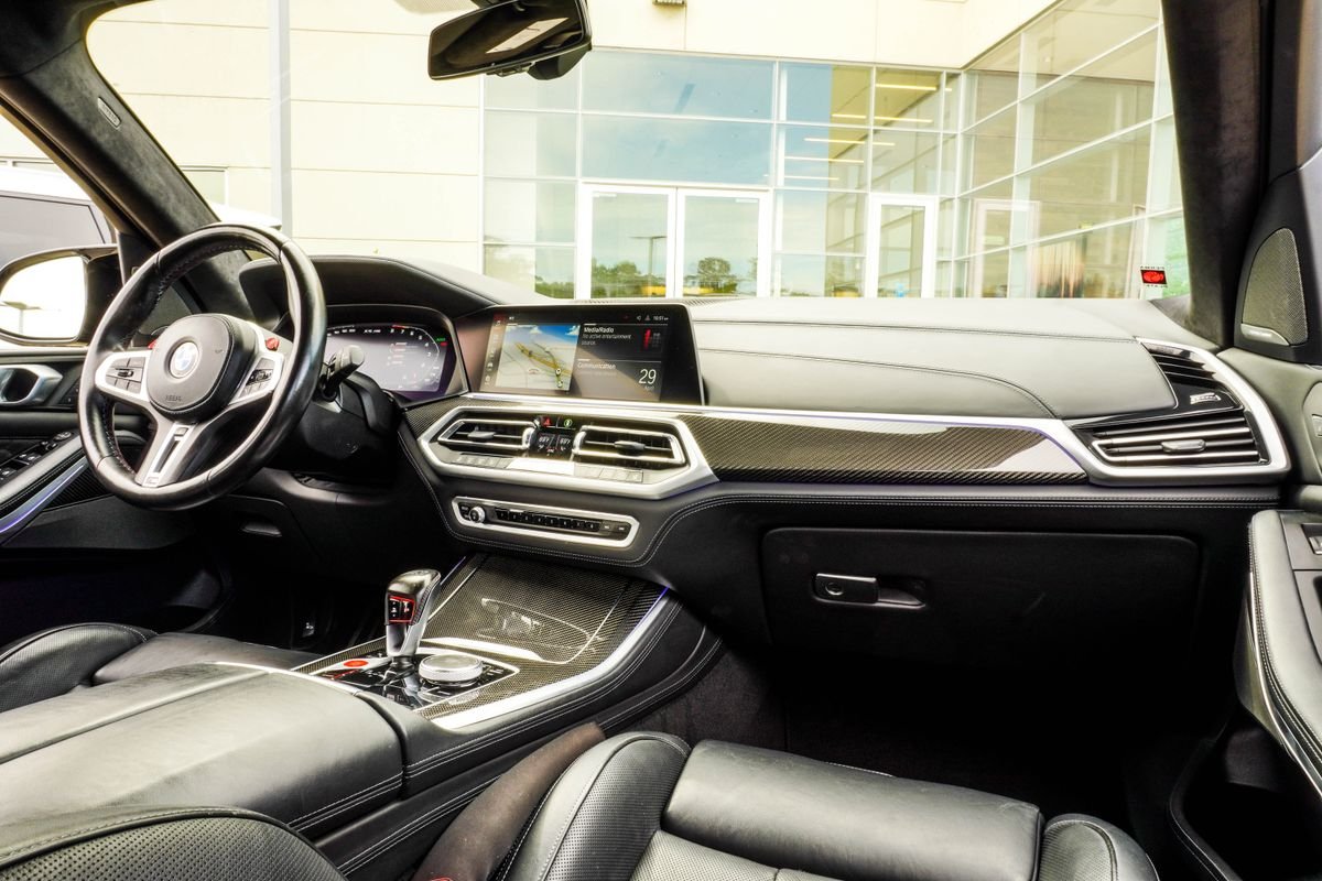 Used 2022 Black BMW Base image 19