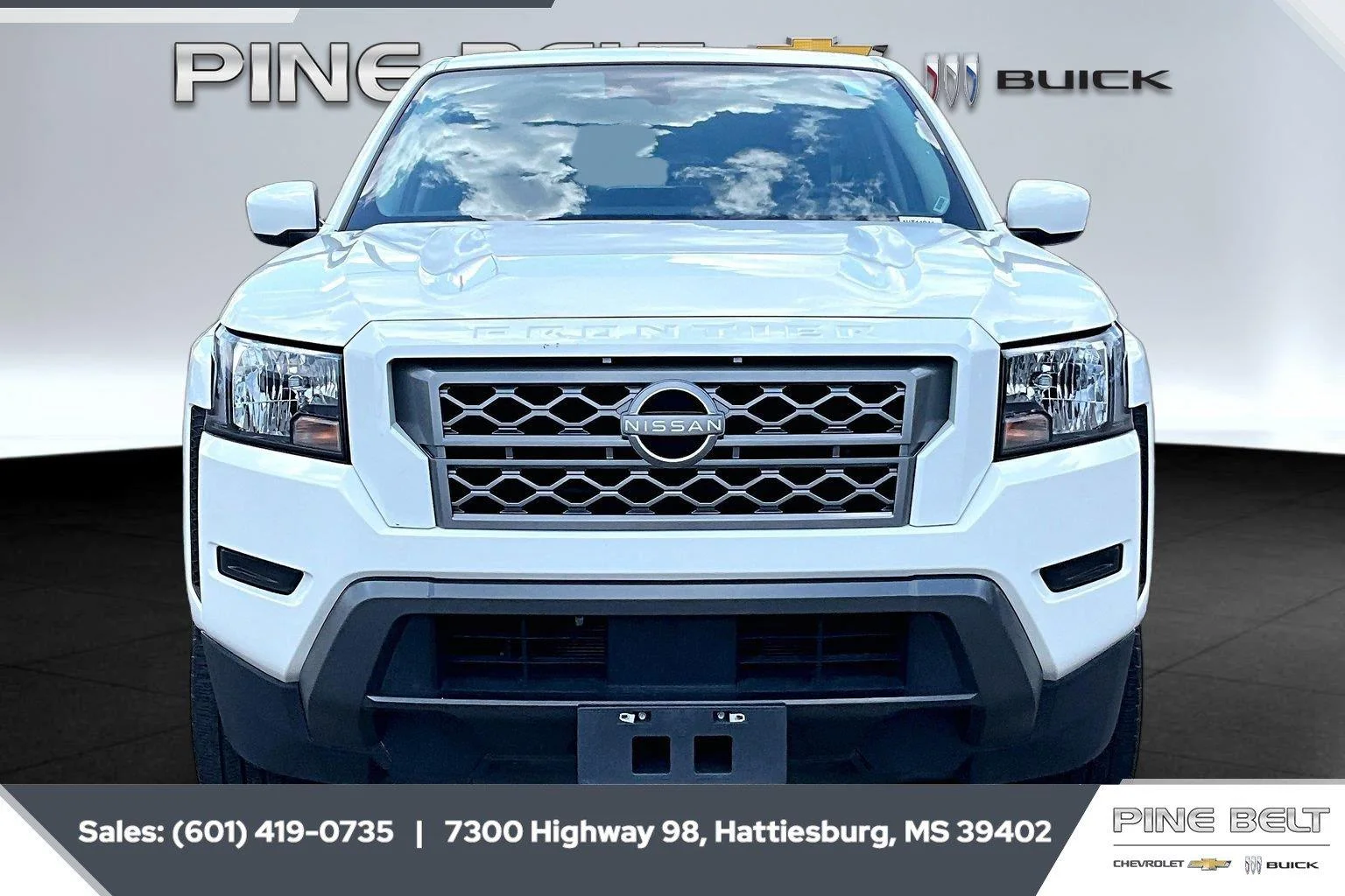 Used 2024 White Nissan SV image 3