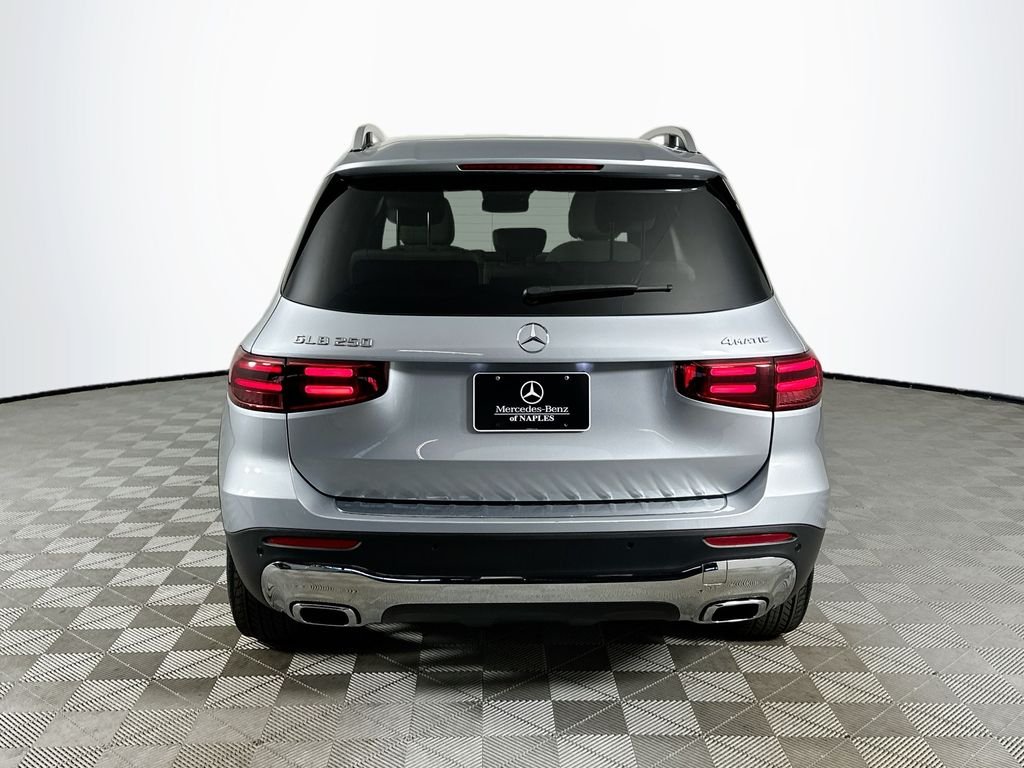 Used 2026  Mercedes-Benz GLB 250 image 6