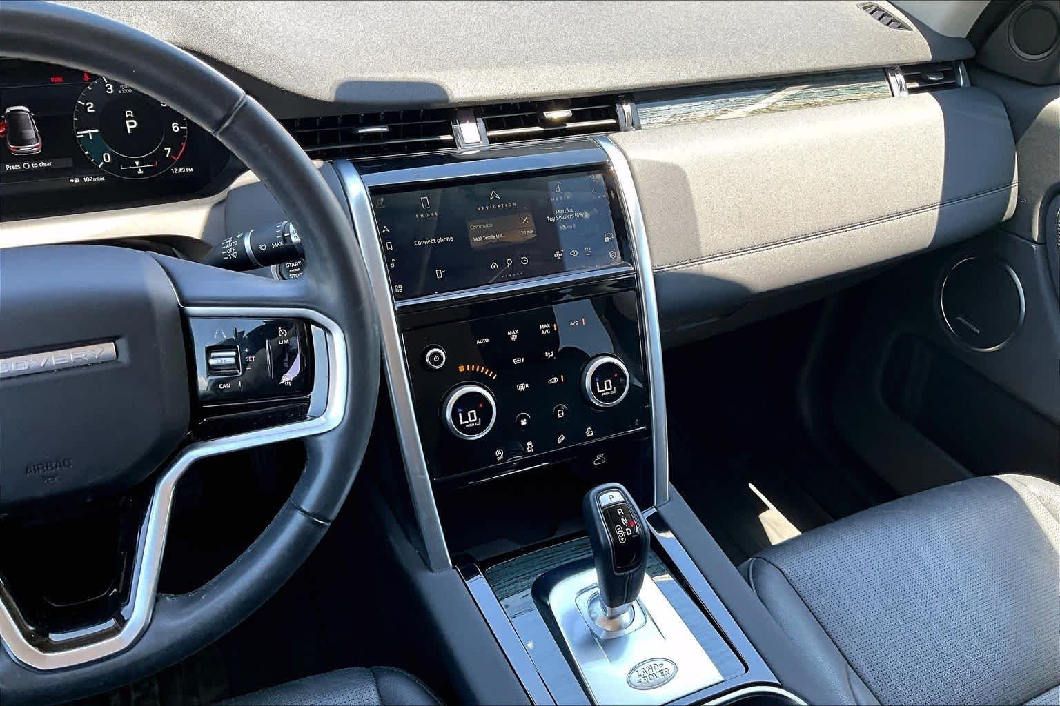Used 2022 Fuji White Land Rover SE image 5