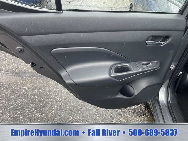 2025 Nissan Versa Sedan SV - Photo 14