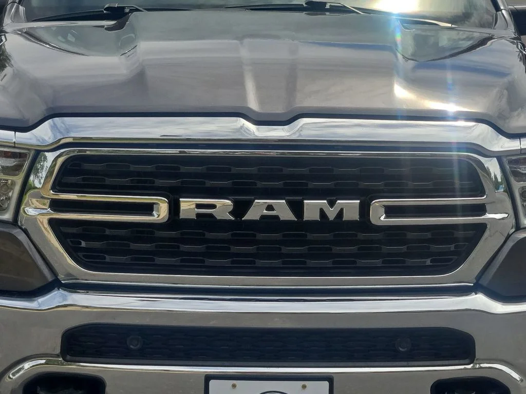 Used 2023 Granite Crystal Clearcoat Metallic Ram Big Horn/Lone Star image 18