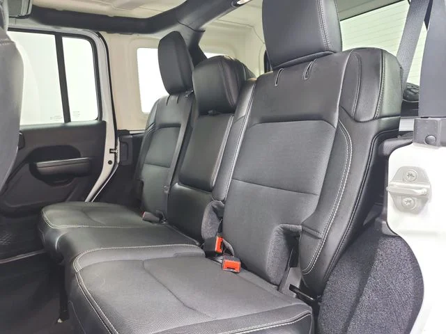Used 2021 White Jeep Unlimited Sport image 31