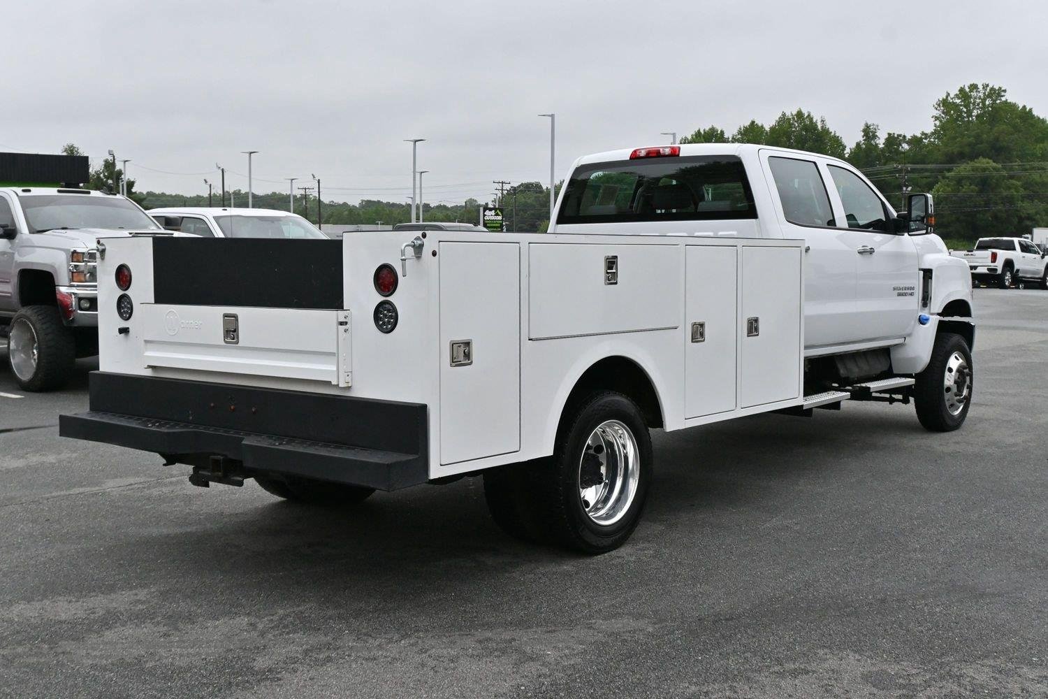 Used 2024 Summit White Chevrolet Work Truck image 7