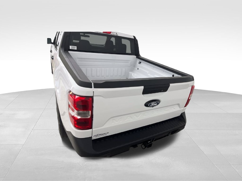 Used 2025 White Ford XLT image 4