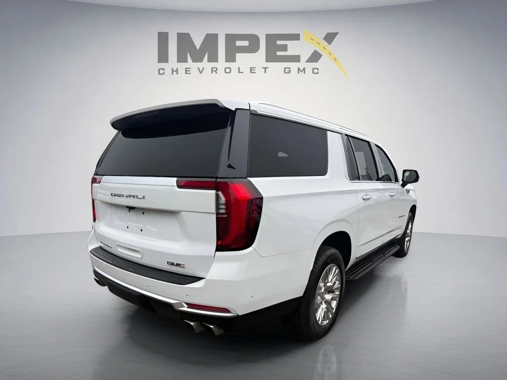 Used 2025 Summit White GMC Denali image 6