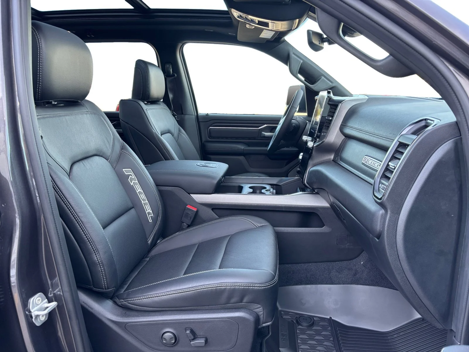 New 2027 Granite Crystal Metallic Ram Rebel image 17