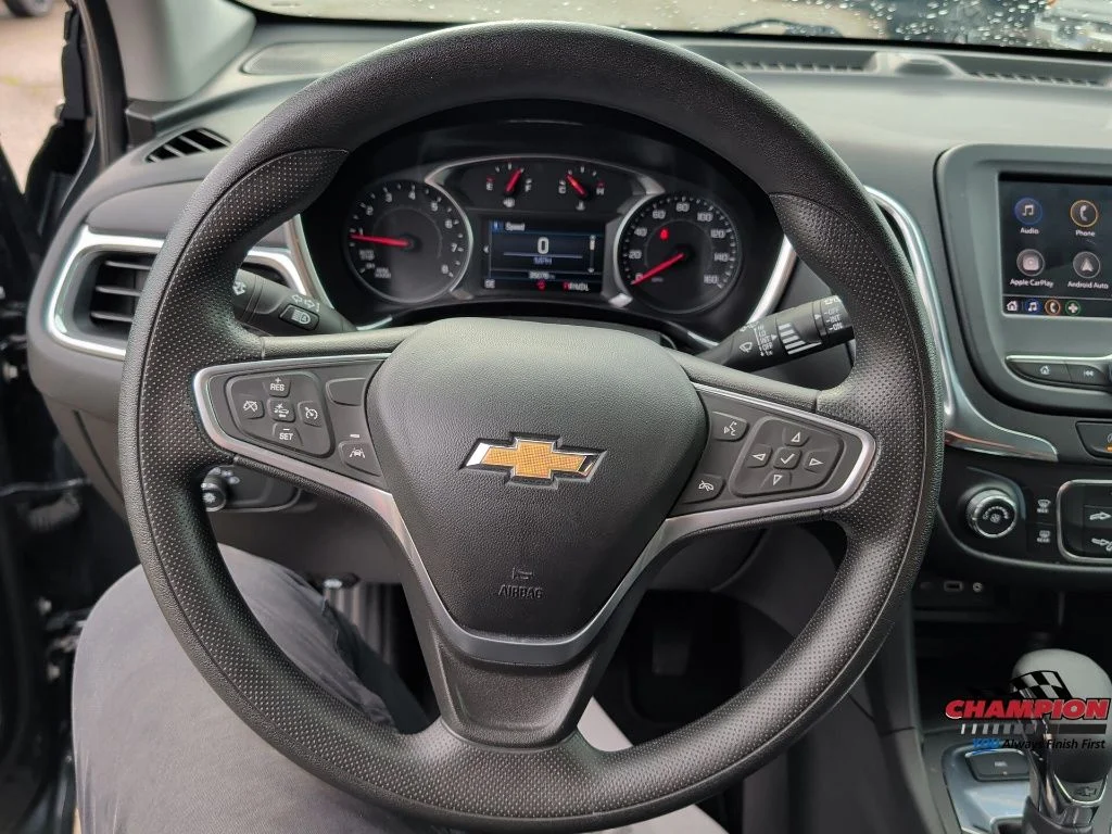 Used 2023 Gray Chevrolet LT image 27