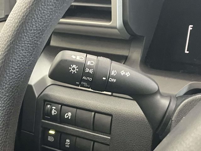 2026 Toyota Tacoma SR5 - Photo 30