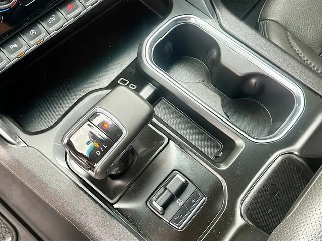 Used 2025 Gray GMC Denali image 17