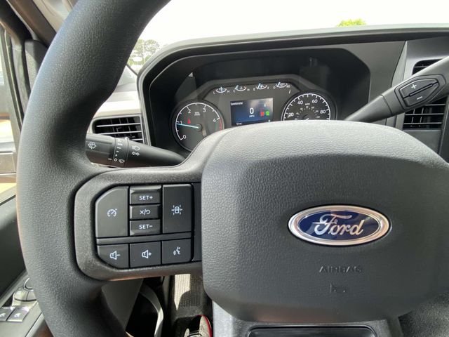 2025 Ford F-450 Super Duty Chassis Cab XL - Photo 13