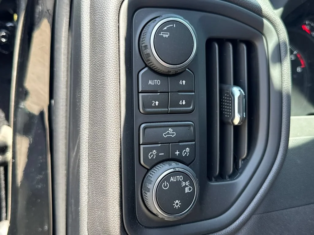 2026 Chevrolet Silverado 1500 Custom Trail Boss - Photo 16