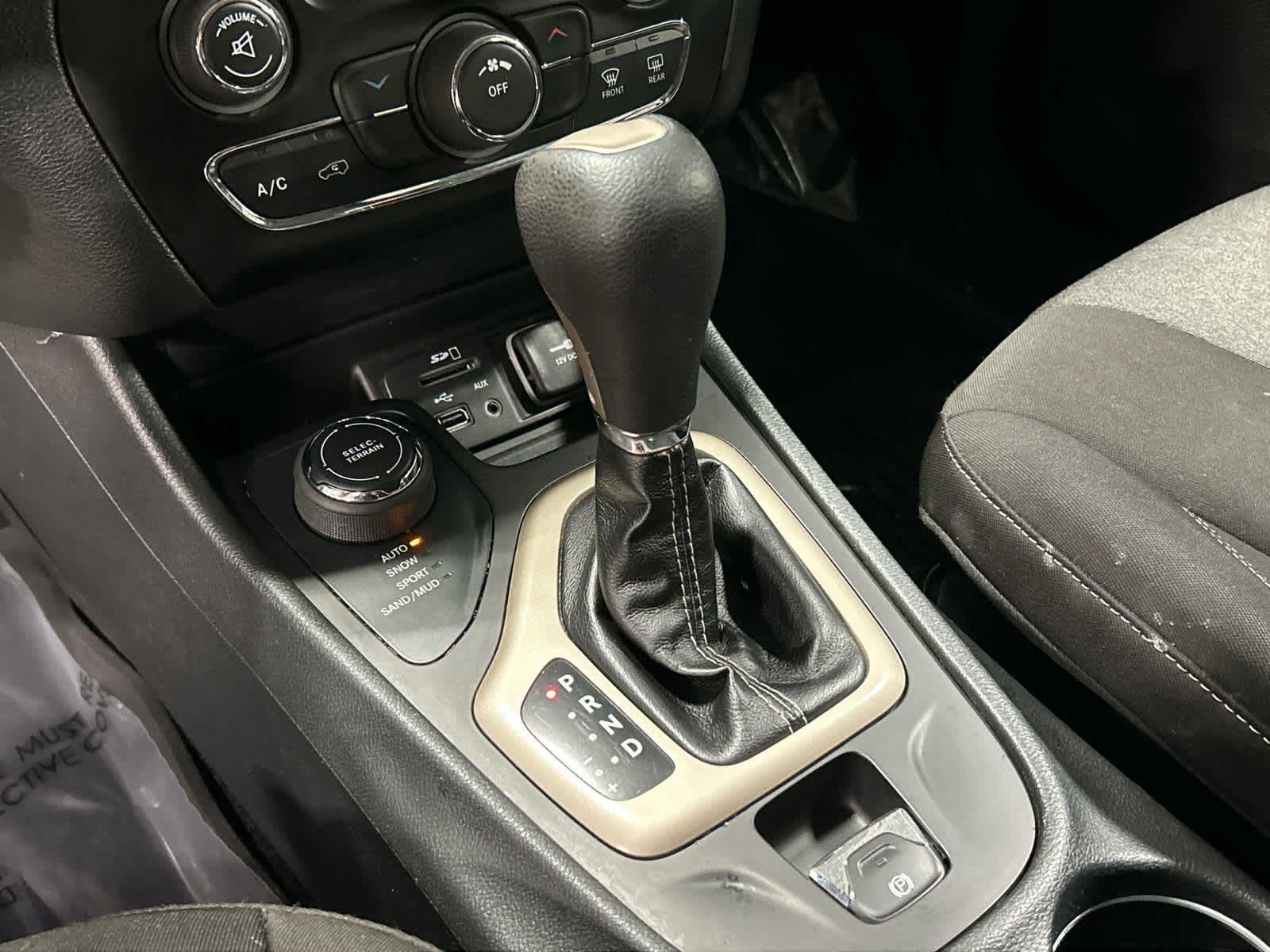 2014 Jeep Cherokee Latitude - Photo 32