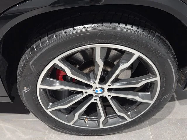 Used 2023 Black Sapphire Metallic BMW M40i image 9