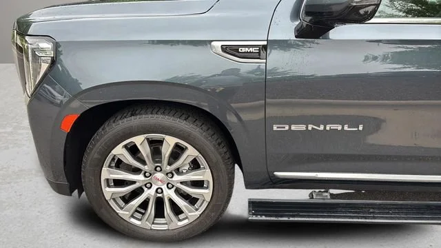 Used 2021 DARK SKY METALLIC GMC Denali image 30