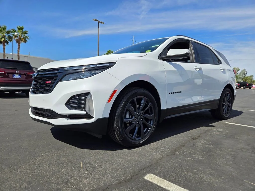 Used 2024 Summit White Chevrolet RS image 2