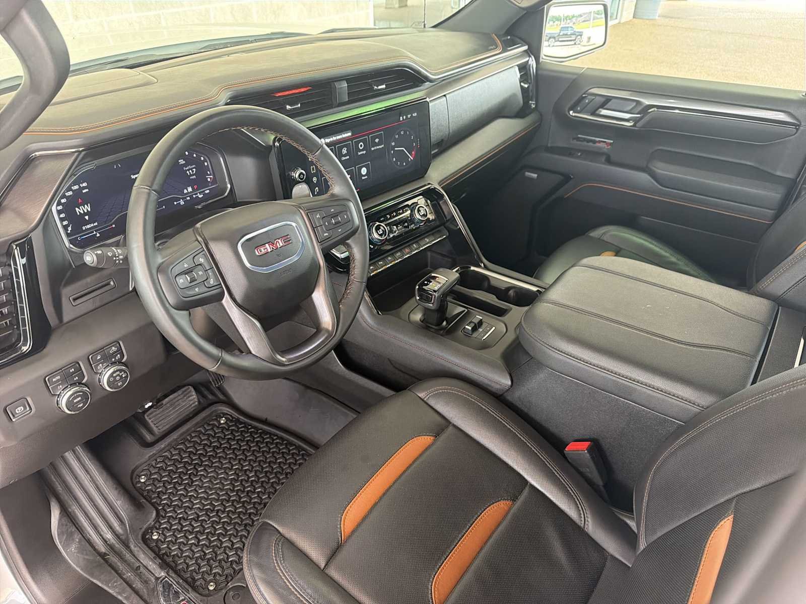 Used 2025 Summit White GMC AT4 image 10
