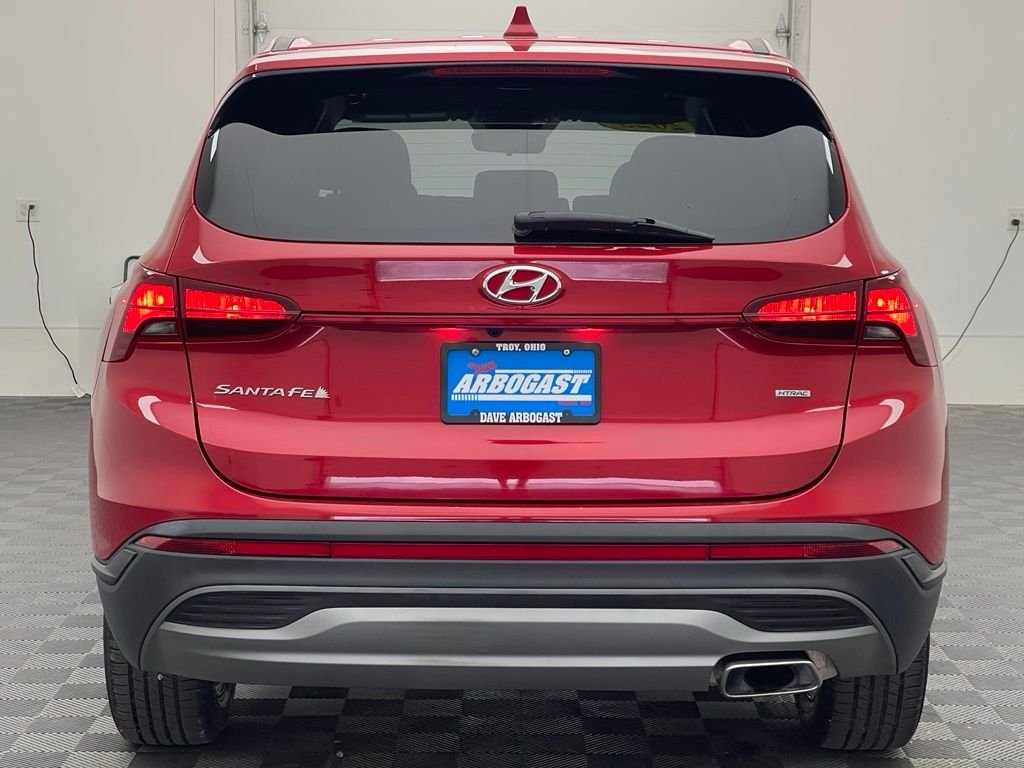 Used 2023 Calypso Red Hyundai SE image 7
