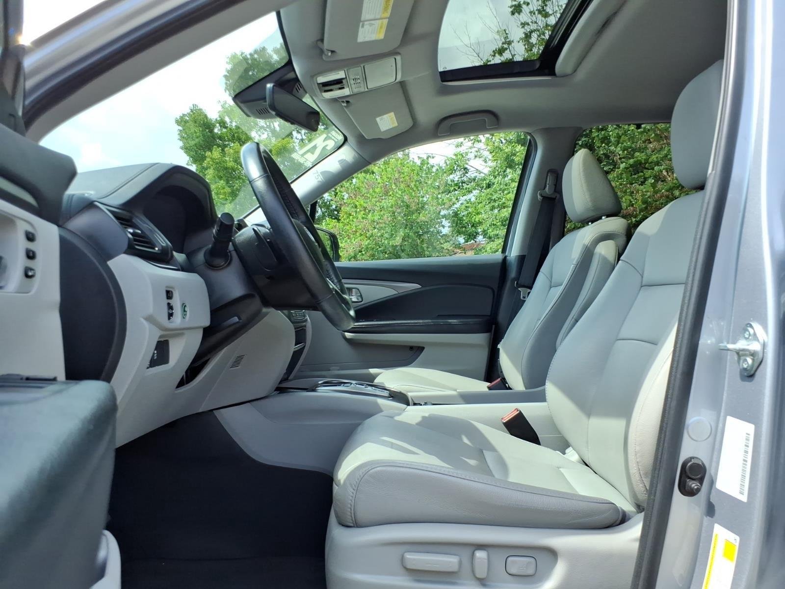 Used 2021 Lunar Silver Metallic Honda Special Edition image 10