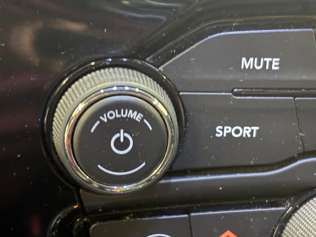 Used 2019 White Chrysler S image 34