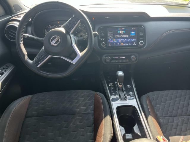 Used 2022 Gray Nissan SR image 13
