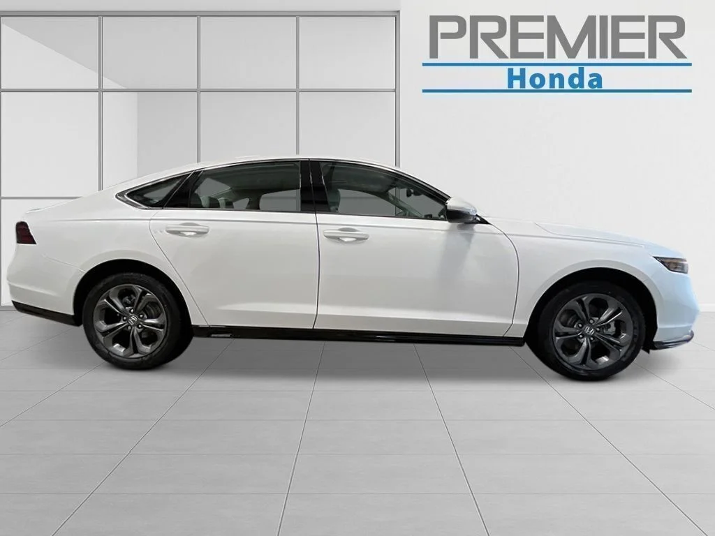 New 2026 Platinum White Pearl Honda EX-L Hybrid image 8