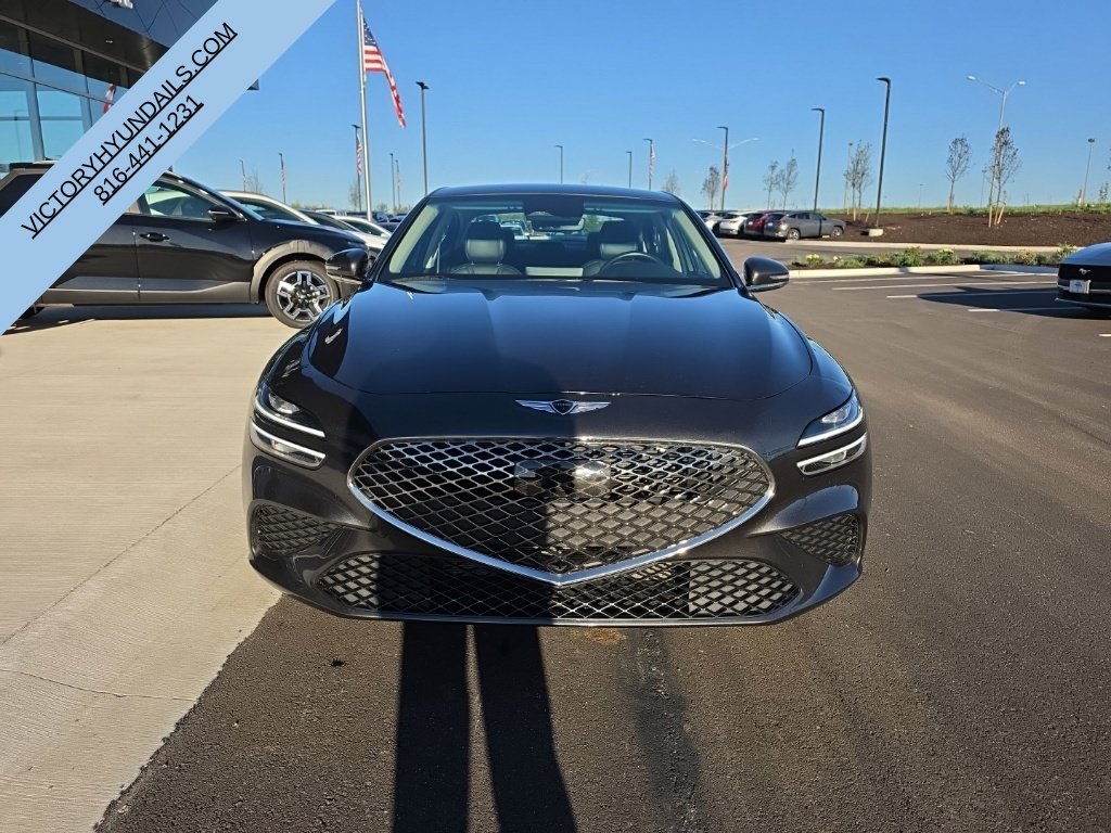 Used 2025 Gray Genesis 2.5T image 9
