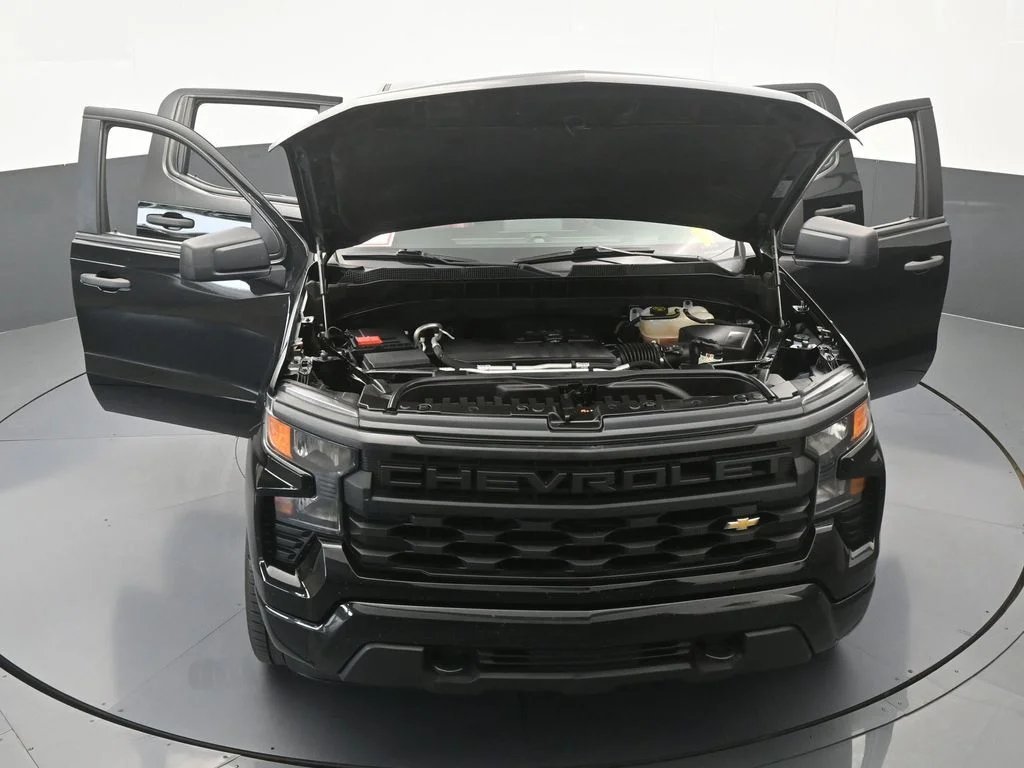 Used 2022 Black Chevrolet Custom image 70