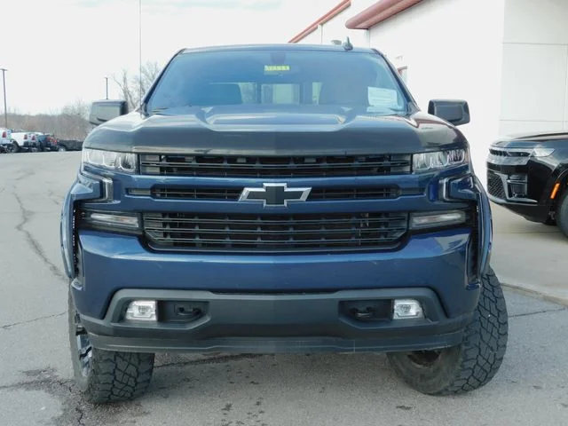 Certified Used 2020 Blue Chevrolet RST image 3