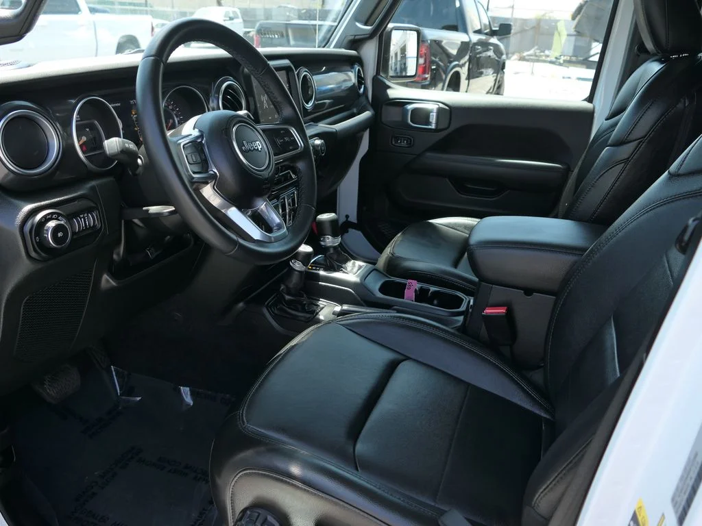 Used 2022 Bright White Clear Coat Jeep  image 10