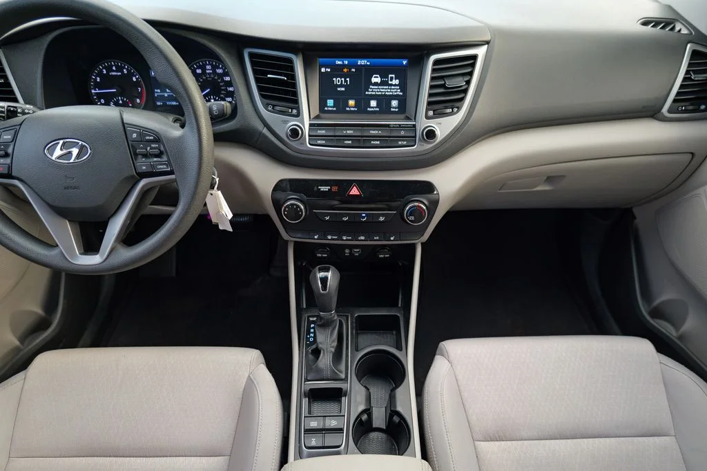 Used 2018 Molten Silver Hyundai SEL image 41