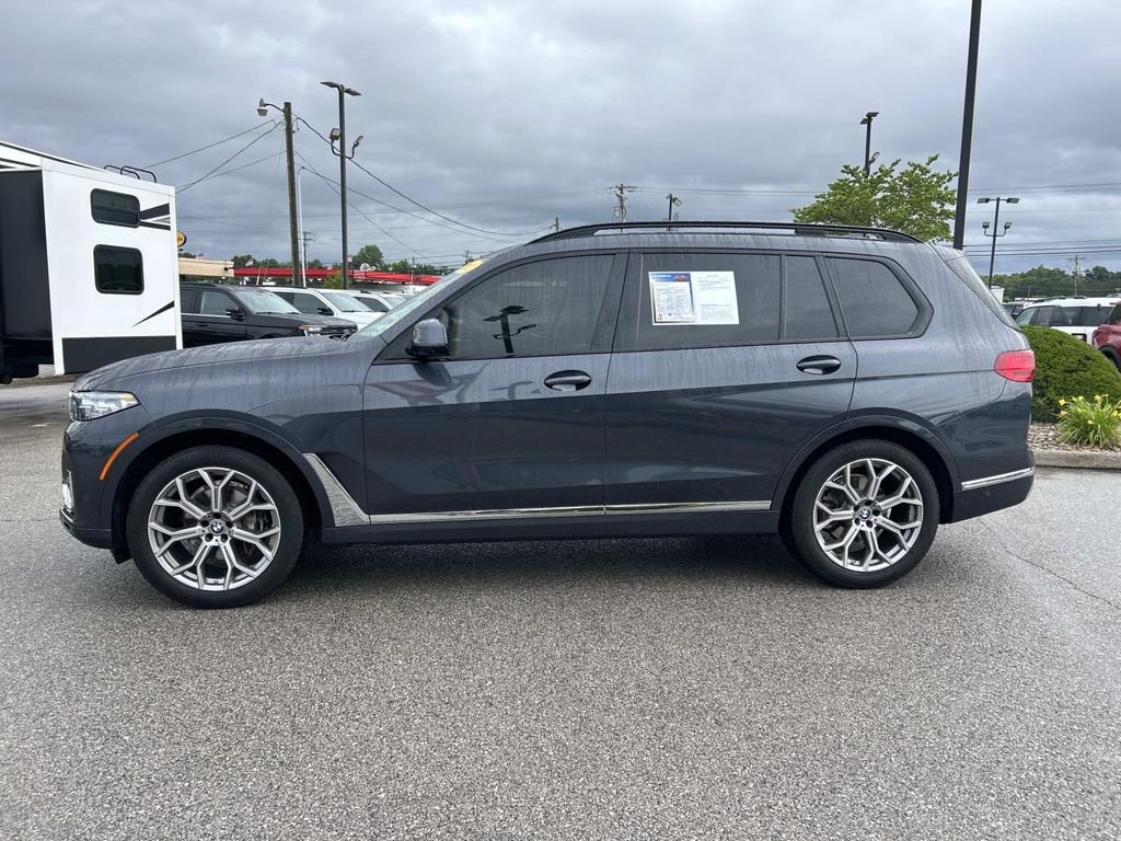 Used 2021 Arctic Gray Metallic BMW xDrive40i image 7