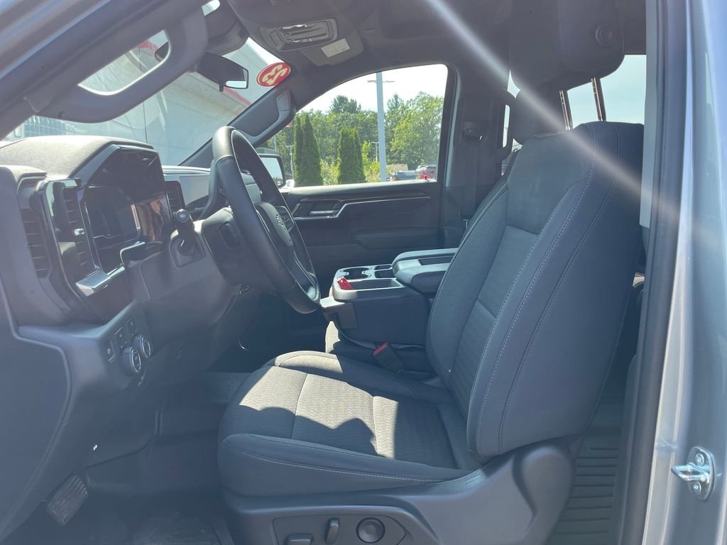 Used 2023 Gray Chevrolet LT image 14